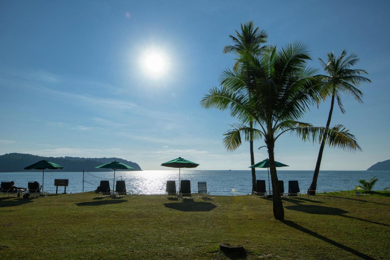 Frangipani Langkawi Resort Pantai Cenang  Exteriör bild